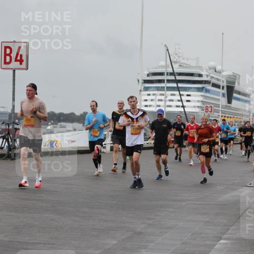 13.09.2026 - Kiel Lauf Andreas Tolksdorf http://msf.ph/oto/10456204 13.09.2026 11:56:50 Kiellinie 4, 324, 2270, 1145, 3 meine-sportfotos.de