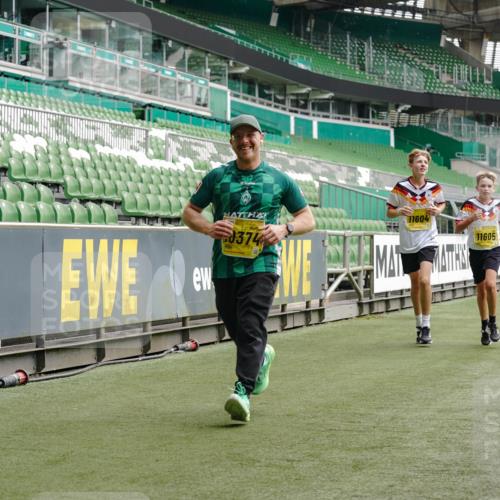 13.09.2026 - 21. swb-Marathon Bremen Michael Burmester http://msf.ph/oto/10456254 13.09.2026 10:33:06 Laufen im Stadion 10018, 10067, 10078, 10166, 10184, 10203, 10211, 10226, 10236, 10243, 10246, 10249, 10255, 10256, 10297, 10300, 10322, 10365, 10372, 10374, 10379, 10383, 10394, 10408, 10410, 10423, 10428, 10443, 10486, 10494, 10503, 10517, 10518, 10530, 10540, 10543, 10550, 10565, 10578, 10608, 10631, 10646, 10670, 10673, 10675, 10687, 10690, 10691, 10703, 10704, 10707, 10721, 10725, 10728, 10745, 10749, 10750, 10771, 10772, 10787, 10788, 10794, 10809 meine-sportfotos.de