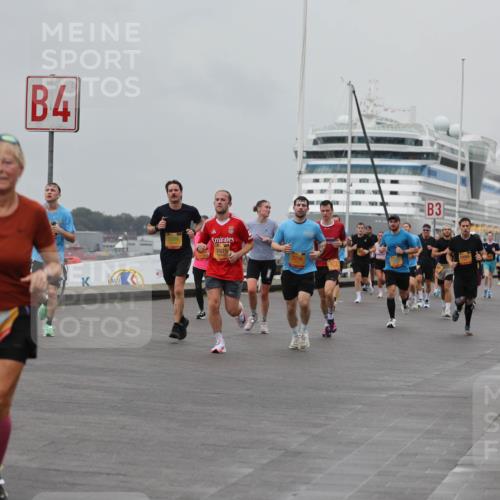 13.09.2026 - Kiel Lauf Andreas Tolksdorf http://msf.ph/oto/10456274 13.09.2026 11:56:55 Kiellinie 4, 10675, 2258, 3 meine-sportfotos.de