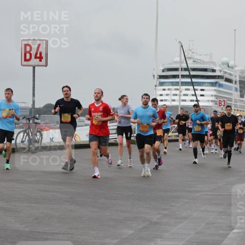 13.09.2026 - Kiel Lauf Andreas Tolksdorf http://msf.ph/oto/10456297 13.09.2026 11:56:56 Kiellinie 4, 3, 2258, 10985 meine-sportfotos.de