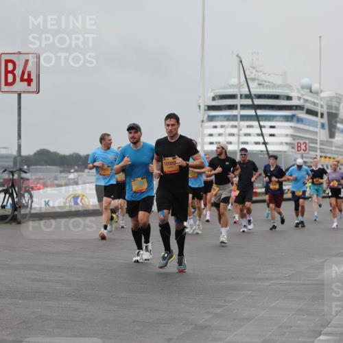 13.09.2026 - Kiel Lauf Andreas Tolksdorf http://msf.ph/oto/10456339 13.09.2026 11:57:00 Kiellinie 1012, 7771, 4, 9903, 10985, 3 meine-sportfotos.de