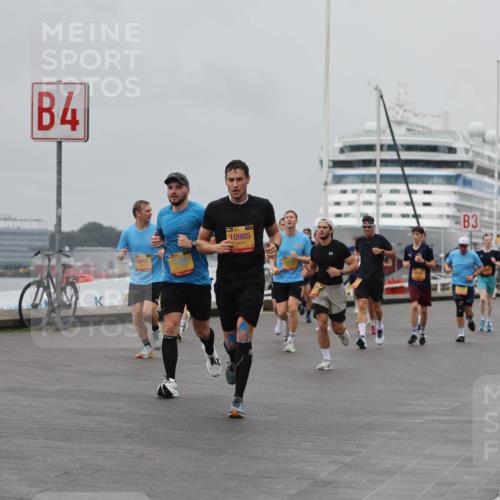13.09.2026 - Kiel Lauf Andreas Tolksdorf http://msf.ph/oto/10456355 13.09.2026 11:57:01 Kiellinie 4, 38, 771, 9903, 10985, 3 meine-sportfotos.de