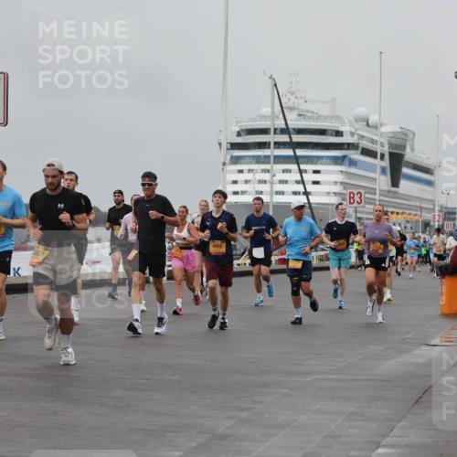 13.09.2026 - Kiel Lauf Andreas Tolksdorf http://msf.ph/oto/10456403 13.09.2026 11:57:03 Kiellinie 4, 4083, 6502, 3 meine-sportfotos.de