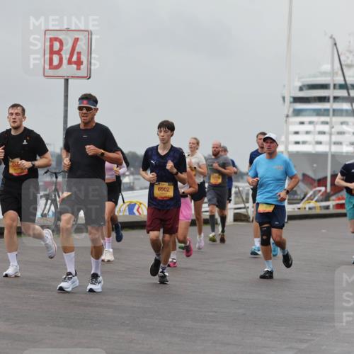13.09.2026 - Kiel Lauf Andreas Tolksdorf http://msf.ph/oto/10456421 13.09.2026 11:57:05 Kiellinie 4, 6502, 12518, 1972, 3 meine-sportfotos.de