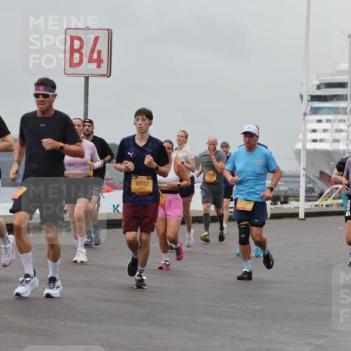 13.09.2026 - Kiel Lauf Andreas Tolksdorf http://msf.ph/oto/10456440 13.09.2026 11:57:06 Kiellinie 4, 6502, 12518, 1972, 3 meine-sportfotos.de