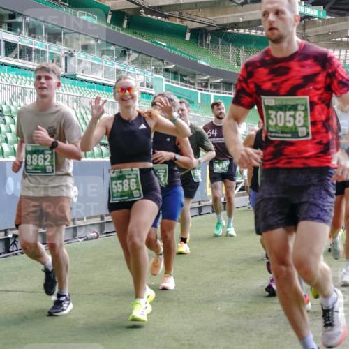 13.09.2026 - 21. swb-Marathon Bremen Michael Burmester http://msf.ph/oto/10456455 13.09.2026 13:11:16 Laufen im Stadion 265, 373, 581, 703, 843, 869, 984, 1113, 1180, 1226, 1435, 1738, 1849, 1851, 1855, 1867, 1894, 1936, 1952, 1967, 2202, 2248, 2268, 2281, 2284, 2299, 2330, 2333, 2339, 2342, 2353, 2375, 2426, 2432, 2443, 2530, 2531, 2553, 2589, 2654, 2659, 2669, 2673, 2682, 2714, 2717, 2784, 2785, 2804, 2819, 2822, 2836, 2850, 2907, 2920, 2932, 2976, 3026, 3027, 3063, 3079, 3082, 3086, 3089, 3122, 3159, 3174, 3207, 3208, 3291, 3328, 3349, 3352, 3370, 3409, 3410, 3470, 3549, 551 meine-sportfotos.de