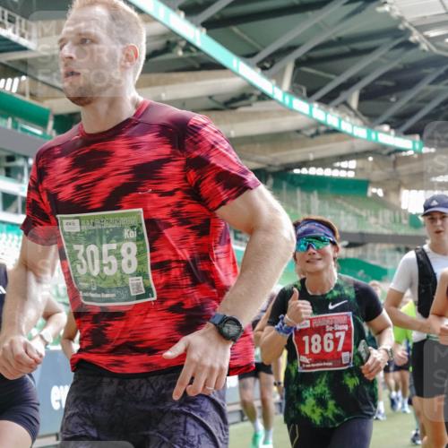 13.09.2026 - 21. swb-Marathon Bremen Michael Burmester http://msf.ph/oto/10456467 13.09.2026 13:11:17 Laufen im Stadion 265, 373, 581, 703, 843, 869, 984, 1113, 1180, 1226, 1435, 1738, 1849, 1851, 1855, 1867, 1894, 1936, 1952, 1967, 2202, 2248, 2268, 2281, 2284, 2299, 2330, 2333, 2339, 2342, 2353, 2375, 2426, 2432, 2443, 2530, 2531, 2553, 2589, 2654, 2659, 2669, 2673, 2682, 2714, 2717, 2784, 2785, 2804, 2819, 2822, 2836, 2850, 2907, 2920, 2932, 2976, 3026, 3027, 3063, 3079, 3082, 3086, 3089, 3122, 3159, 3174, 3207, 3208, 3328, 3349, 3352, 3370, 3409, 3410, 3470, 3549, 551 meine-sportfotos.de
