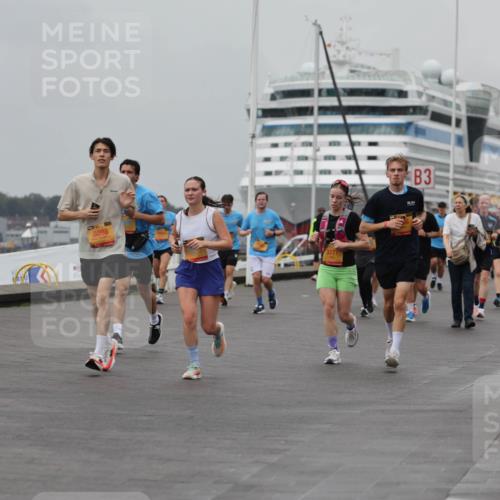 13.09.2026 - Kiel Lauf Andreas Tolksdorf http://msf.ph/oto/10456514 13.09.2026 11:57:22 Kiellinie 4, 8698, 3171, 3 meine-sportfotos.de