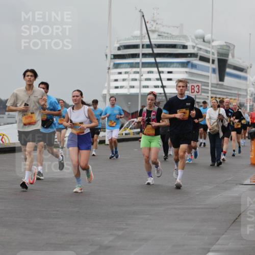 13.09.2026 - Kiel Lauf Andreas Tolksdorf http://msf.ph/oto/10456516 13.09.2026 11:57:22 Kiellinie 4, 8698, 3171, 3 meine-sportfotos.de