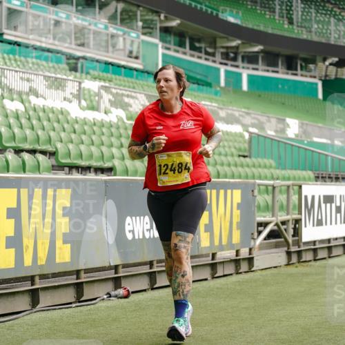 13.09.2026 - 21. swb-Marathon Bremen Michael Burmester http://msf.ph/oto/10456527 13.09.2026 10:33:14 Laufen im Stadion 10018, 10067, 10078, 10166, 10184, 10203, 10211, 10226, 10236, 10243, 10246, 10249, 10255, 10256, 10297, 10300, 10322, 10355, 10365, 10372, 10374, 10379, 10383, 10394, 10408, 10410, 10423, 10428, 10443, 10486, 10494, 10503, 10517, 10518, 10530, 10540, 10550, 10565, 10578, 10604, 10646, 10668, 10670, 10673, 10675, 10687, 10690, 10691, 10699, 10703, 10707, 10721, 10728, 10745, 10749, 10750, 10771, 10772, 10787, 10788, 10794, 10809 meine-sportfotos.de