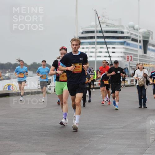 13.09.2026 - Kiel Lauf Andreas Tolksdorf http://msf.ph/oto/10456587 13.09.2026 11:57:24 Kiellinie 4, 3171, 866, 3 meine-sportfotos.de