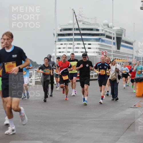 13.09.2026 - Kiel Lauf Andreas Tolksdorf http://msf.ph/oto/10456610 13.09.2026 11:57:26 Kiellinie 4, 4860, 2866, 3, 9962 meine-sportfotos.de
