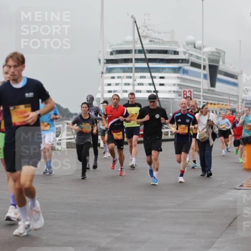 13.09.2026 - Kiel Lauf Andreas Tolksdorf http://msf.ph/oto/10456612 13.09.2026 11:57:26 Kiellinie 34, 4860, 9962, 3 meine-sportfotos.de