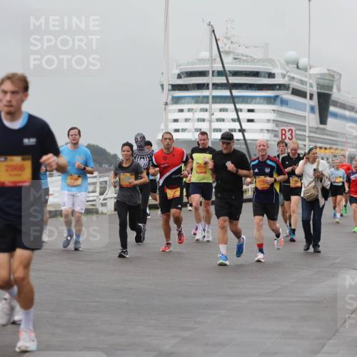 13.09.2026 - Kiel Lauf Andreas Tolksdorf http://msf.ph/oto/10456631 13.09.2026 11:57:26 Kiellinie 4, 2866, 7508, 2, 10829, 9962, 31, 1483 meine-sportfotos.de