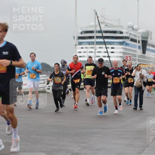 13.09.2026 - Kiel Lauf Andreas Tolksdorf http://msf.ph/oto/10456638 13.09.2026 11:57:26 Kiellinie 4, 286, 10829, 9962, 3, 11483 meine-sportfotos.de