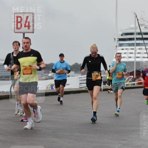 13.09.2026 - Kiel Lauf Andreas Tolksdorf http://msf.ph/oto/10456758 13.09.2026 11:57:32 Kiellinie 4, 10829, 1483, 8957, 3 meine-sportfotos.de