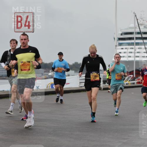 13.09.2026 - Kiel Lauf Andreas Tolksdorf http://msf.ph/oto/10456761 13.09.2026 11:57:32 Kiellinie 4, 1284, 10829, 11483, 8957, 3 meine-sportfotos.de