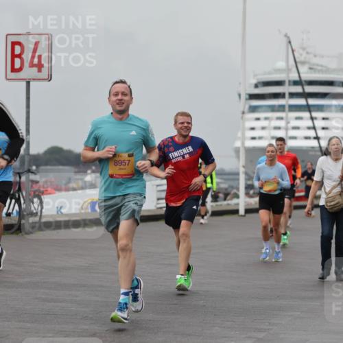 13.09.2026 - Kiel Lauf Andreas Tolksdorf http://msf.ph/oto/10456814 13.09.2026 11:57:34 Kiellinie 11483, 4, 38, 8957, 2025, 3 meine-sportfotos.de