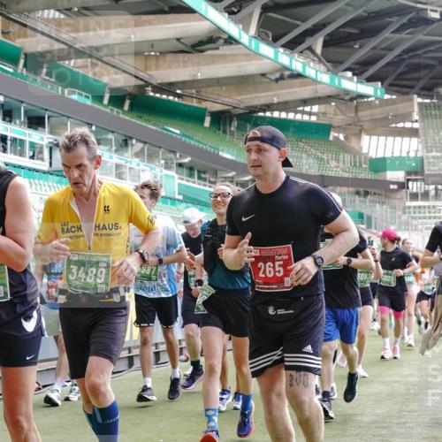 13.09.2026 - 21. swb-Marathon Bremen Michael Burmester http://msf.ph/oto/10456921 13.09.2026 13:11:25 Laufen im Stadion 265, 373, 581, 703, 843, 984, 1113, 1226, 1435, 1738, 1849, 1851, 1855, 1867, 1894, 1936, 1952, 1967, 2202, 2248, 2268, 2281, 2284, 2299, 2330, 2333, 2336, 2339, 2342, 2353, 2375, 2377, 2398, 2426, 2432, 2443, 2530, 2531, 2553, 2589, 2654, 2659, 2669, 2673, 2682, 2714, 2784, 2785, 2804, 2819, 2822, 2836, 2850, 2907, 2932, 2976, 3026, 3027, 3079, 3082, 3089, 3122, 3143, 3159, 3174, 3207, 3208, 3308, 3328, 3349, 3352, 3370, 3409, 3410, 3470, 3549, 551 meine-sportfotos.de