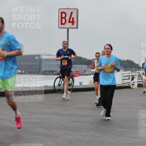 13.09.2026 - Kiel Lauf Andreas Tolksdorf http://msf.ph/oto/10456995 13.09.2026 11:58:05 Kiellinie 4, 3265, 3638, 11601 meine-sportfotos.de