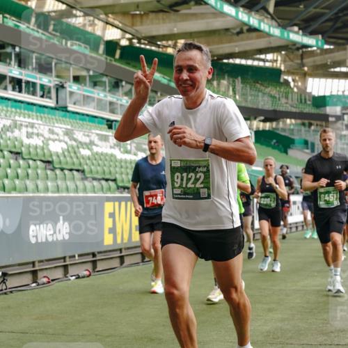 13.09.2026 - 21. swb-Marathon Bremen Michael Burmester http://msf.ph/oto/10457007 13.09.2026 12:53:44 Laufen im Stadion 102, 107, 145, 161, 189, 313, 376, 385, 461, 472, 481, 541, 560, 615, 616, 666, 675, 683, 696, 740, 755, 792, 816, 827, 982, 985, 987, 1033, 1056, 1076, 1207, 1252, 1297, 1419, 1433, 1445, 1468, 1528, 1542, 1551, 1631, 1646, 1658, 1664, 1704, 1707, 1814, 2007, 2043, 2055, 2203, 2280, 2350, 2362, 2401, 2422, 2454, 2480, 2499, 2623, 2701, 2767, 2820, 2824, 2858, 2882, 2913, 2962, 2971, 2997, 3054, 3149, 3236, 3336, 3357, 3362, 3413, 3448, 4605 meine-sportfotos.de