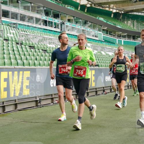 13.09.2026 - 21. swb-Marathon Bremen Michael Burmester http://msf.ph/oto/10457063 13.09.2026 12:53:45 Laufen im Stadion 102, 107, 145, 161, 189, 313, 376, 385, 461, 472, 481, 541, 560, 615, 616, 666, 675, 683, 696, 740, 755, 792, 816, 827, 982, 985, 987, 1033, 1056, 1076, 1207, 1252, 1297, 1419, 1433, 1445, 1468, 1528, 1542, 1551, 1631, 1646, 1658, 1664, 1704, 1707, 1814, 2007, 2043, 2055, 2203, 2280, 2350, 2362, 2401, 2422, 2454, 2480, 2499, 2623, 2701, 2767, 2801, 2820, 2824, 2858, 2882, 2913, 2962, 2971, 2997, 3012, 3054, 3149, 3236, 3336, 3357, 3362, 3413, 3448, 4605 meine-sportfotos.de