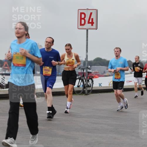 13.09.2026 - Kiel Lauf Andreas Tolksdorf http://msf.ph/oto/10457069 13.09.2026 11:58:08 Kiellinie 3638, 9668, 35, 3438, 4, 1160 meine-sportfotos.de