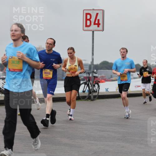 13.09.2026 - Kiel Lauf Andreas Tolksdorf http://msf.ph/oto/10457070 13.09.2026 11:58:08 Kiellinie 3638, 9668, 11, 38, 3438, 4, 11601 meine-sportfotos.de