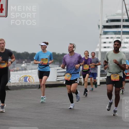 13.09.2026 - Kiel Lauf Andreas Tolksdorf http://msf.ph/oto/10457199 13.09.2026 11:58:14 Kiellinie 4, 10747, 1957, 3 meine-sportfotos.de