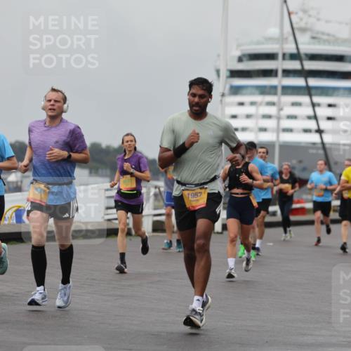 13.09.2026 - Kiel Lauf Andreas Tolksdorf http://msf.ph/oto/10457231 13.09.2026 11:58:16 Kiellinie 4, 10747, 9537, 1957, 3 meine-sportfotos.de