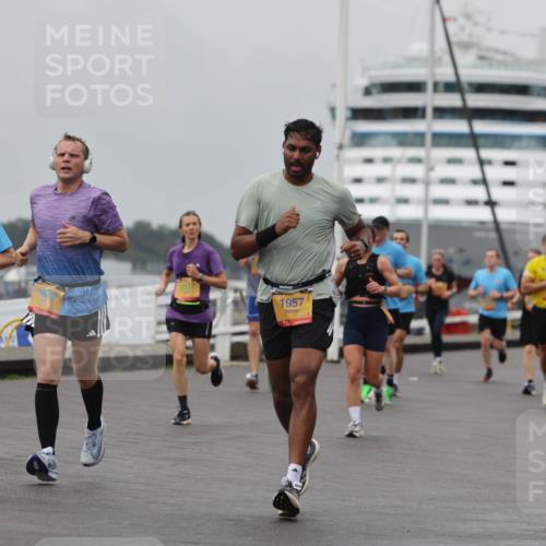 13.09.2026 - Kiel Lauf Andreas Tolksdorf http://msf.ph/oto/10457233 13.09.2026 11:58:16 Kiellinie 4, 10747, 1957, 3 meine-sportfotos.de