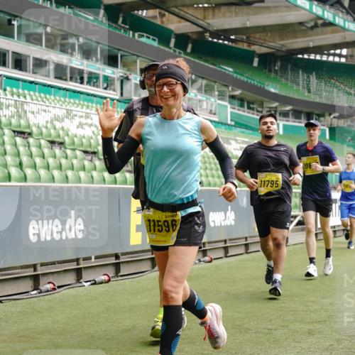 13.09.2026 - 21. swb-Marathon Bremen Michael Burmester http://msf.ph/oto/10457284 13.09.2026 10:33:29 Laufen im Stadion 10018, 10067, 10078, 10166, 10177, 10184, 10203, 10211, 10226, 10236, 10240, 10243, 10246, 10249, 10254, 10256, 10297, 10300, 10322, 10355, 10365, 10372, 10374, 10379, 10383, 10394, 10408, 10410, 10415, 10423, 10428, 10460, 10486, 10494, 10517, 10518, 10530, 10550, 10565, 10578, 10604, 10646, 10668, 10670, 10673, 10675, 10687, 10690, 10691, 10699, 10700, 10707, 10721, 10728, 10745, 10749, 10750, 10771, 10772, 10787, 10788, 10794, 10809, 10857, 11126 meine-sportfotos.de