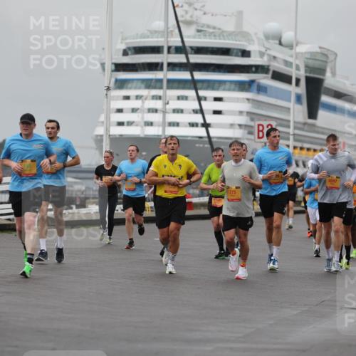 13.09.2026 - Kiel Lauf Andreas Tolksdorf http://msf.ph/oto/10457302 13.09.2026 11:58:19 Kiellinie 275, 9597, 2 meine-sportfotos.de