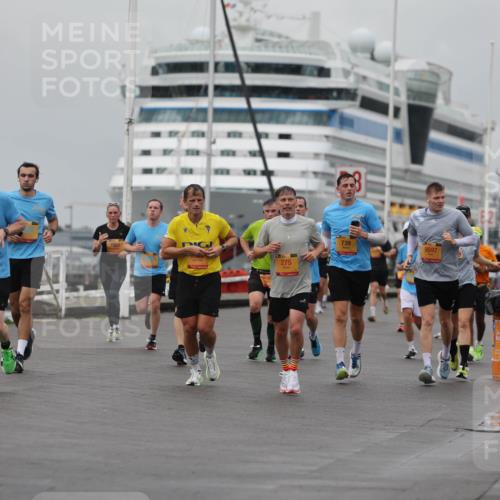 13.09.2026 - Kiel Lauf Andreas Tolksdorf http://msf.ph/oto/10457322 13.09.2026 11:58:19 Kiellinie  meine-sportfotos.de