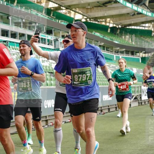 13.09.2026 - 21. swb-Marathon Bremen Michael Burmester http://msf.ph/oto/10457355 13.09.2026 12:53:51 Laufen im Stadion 102, 145, 161, 189, 313, 376, 385, 461, 472, 481, 541, 560, 615, 616, 666, 675, 683, 696, 740, 755, 792, 816, 827, 982, 985, 987, 1033, 1053, 1056, 1076, 1207, 1252, 1297, 1419, 1433, 1445, 1468, 1528, 1542, 1551, 1631, 1646, 1658, 1664, 1704, 1707, 1814, 2007, 2043, 2055, 2203, 2280, 2350, 2362, 2401, 2422, 2454, 2480, 2499, 2623, 2701, 2767, 2801, 2820, 2824, 2858, 2882, 2913, 2962, 2971, 2997, 3012, 3054, 3149, 3206, 3236, 3357, 3362, 3413, 4605 meine-sportfotos.de