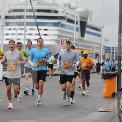 13.09.2026 - Kiel Lauf Andreas Tolksdorf http://msf.ph/oto/10457358 13.09.2026 11:58:21 Kiellinie 339, 275, 739, 9597 meine-sportfotos.de