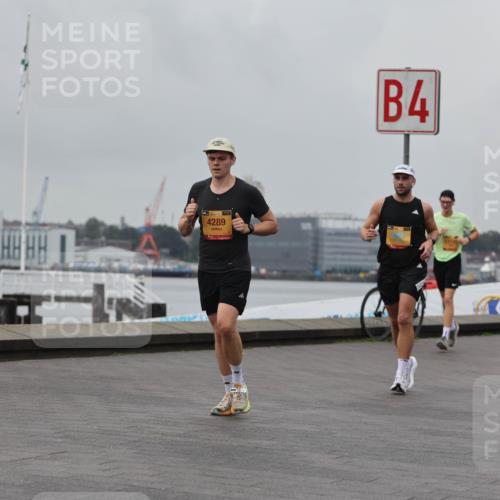 13.09.2026 - Kiel Lauf Andreas Tolksdorf http://msf.ph/oto/10457386 13.09.2026 11:58:35 Kiellinie 38, 4289, 4, 1114 meine-sportfotos.de