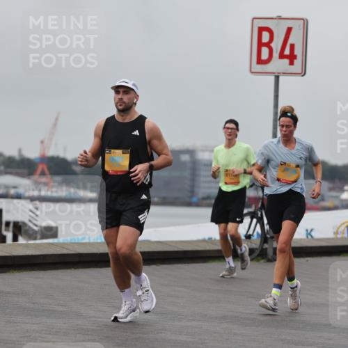 13.09.2026 - Kiel Lauf Andreas Tolksdorf http://msf.ph/oto/10457413 13.09.2026 11:58:37 Kiellinie 38, 111, 4, 39 meine-sportfotos.de