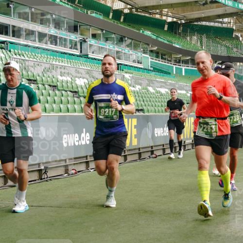 13.09.2026 - 21. swb-Marathon Bremen Michael Burmester http://msf.ph/oto/10457483 13.09.2026 12:53:54 Laufen im Stadion 102, 145, 161, 189, 313, 376, 385, 461, 472, 481, 541, 560, 615, 616, 666, 675, 696, 740, 755, 816, 827, 982, 985, 987, 1053, 1056, 1076, 1207, 1252, 1297, 1419, 1433, 1445, 1468, 1528, 1542, 1551, 1631, 1646, 1658, 1664, 1704, 1707, 1814, 2007, 2043, 2055, 2203, 2280, 2350, 2362, 2401, 2422, 2454, 2499, 2623, 2701, 2801, 2820, 2824, 2858, 2870, 2882, 2913, 2962, 2971, 2997, 3012, 3054, 3149, 3206, 3236, 3356, 3357, 3362, 3413, 4605 meine-sportfotos.de