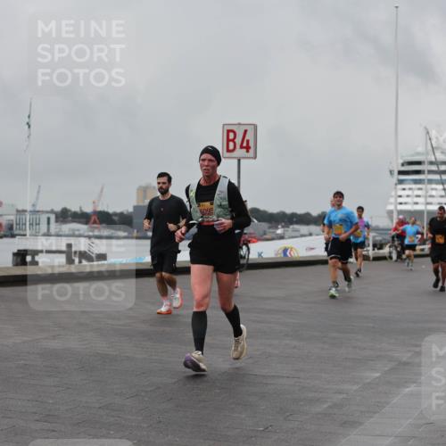 13.09.2026 - Kiel Lauf Andreas Tolksdorf http://msf.ph/oto/10457553 13.09.2026 11:58:47 Kiellinie 4 meine-sportfotos.de