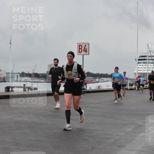 13.09.2026 - Kiel Lauf Andreas Tolksdorf http://msf.ph/oto/10457557 13.09.2026 11:58:47 Kiellinie 4 meine-sportfotos.de