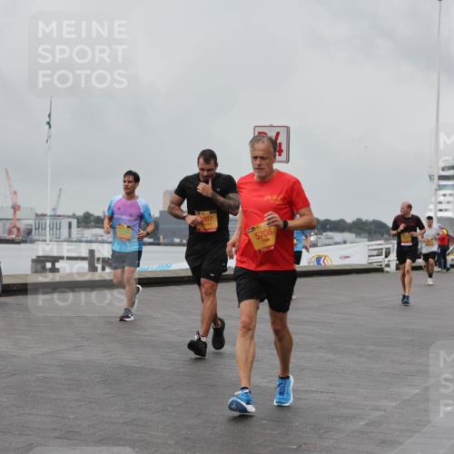 13.09.2026 - Kiel Lauf Andreas Tolksdorf http://msf.ph/oto/10457689 13.09.2026 11:58:54 Kiellinie 907, 1439, 5708, 3 meine-sportfotos.de