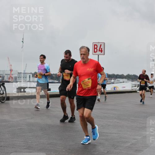 13.09.2026 - Kiel Lauf Andreas Tolksdorf http://msf.ph/oto/10457700 13.09.2026 11:58:54 Kiellinie 6907, 5708, 4 meine-sportfotos.de
