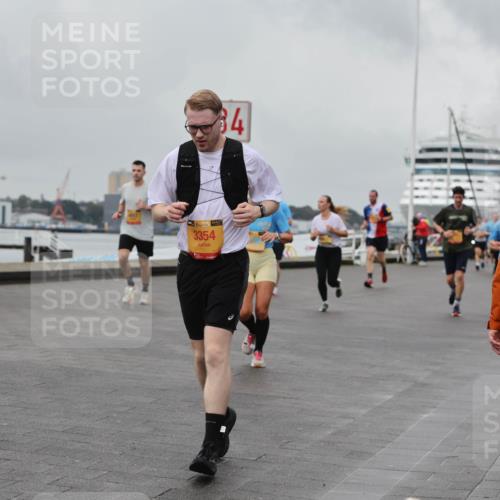 13.09.2026 - Kiel Lauf Andreas Tolksdorf http://msf.ph/oto/10457717 13.09.2026 11:59:00 Kiellinie 38, 3354, 4 meine-sportfotos.de