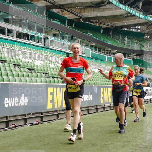 13.09.2026 - 21. swb-Marathon Bremen Michael Burmester http://msf.ph/oto/10457735 13.09.2026 10:33:37 Laufen im Stadion 10018, 10067, 10078, 10166, 10177, 10184, 10203, 10211, 10226, 10236, 10240, 10243, 10249, 10254, 10256, 10297, 10300, 10322, 10355, 10365, 10372, 10374, 10379, 10383, 10394, 10408, 10410, 10415, 10423, 10428, 10460, 10486, 10494, 10517, 10518, 10530, 10550, 10565, 10578, 10604, 10668, 10670, 10673, 10675, 10687, 10690, 10691, 10699, 10700, 10707, 10721, 10728, 10745, 10749, 10750, 10771, 10772, 10787, 10788, 10794, 10809, 10828, 10857, 10914, 11126 meine-sportfotos.de