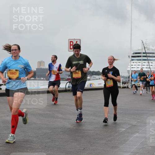 13.09.2026 - Kiel Lauf Andreas Tolksdorf http://msf.ph/oto/10457789 13.09.2026 11:59:04 Kiellinie 1843, 2020, 4780, 3 meine-sportfotos.de