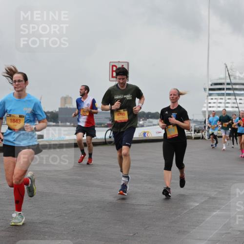 13.09.2026 - Kiel Lauf Andreas Tolksdorf http://msf.ph/oto/10457792 13.09.2026 11:59:04 Kiellinie 38, 1843, 2026, 4891, 4730, 3 meine-sportfotos.de