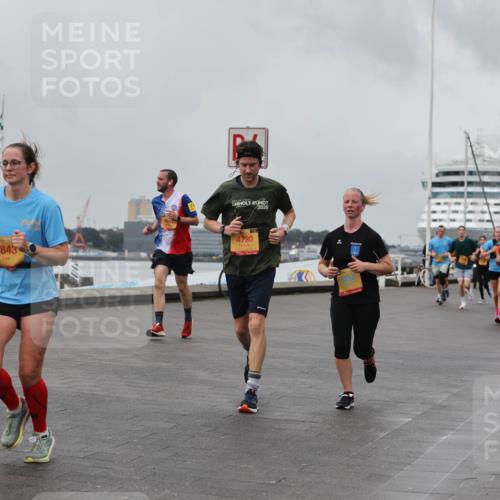 13.09.2026 - Kiel Lauf Andreas Tolksdorf http://msf.ph/oto/10457794 13.09.2026 11:59:04 Kiellinie 1843 meine-sportfotos.de