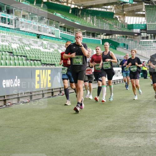 13.09.2026 - 21. swb-Marathon Bremen Michael Burmester http://msf.ph/oto/10457802 13.09.2026 12:54:04 Laufen im Stadion 102, 145, 161, 189, 201, 313, 376, 385, 461, 472, 481, 541, 560, 615, 616, 666, 675, 696, 740, 755, 816, 827, 982, 985, 987, 1053, 1056, 1076, 1207, 1252, 1297, 1419, 1433, 1445, 1468, 1528, 1542, 1551, 1631, 1658, 1664, 1704, 1707, 1814, 2043, 2055, 2280, 2350, 2362, 2390, 2401, 2422, 2454, 2499, 2623, 2701, 2733, 2801, 2820, 2824, 2858, 2870, 2882, 2913, 2922, 2962, 2971, 2997, 3012, 3054, 3134, 3206, 3236, 3241, 3356, 3357, 3362, 3413, 4605 meine-sportfotos.de