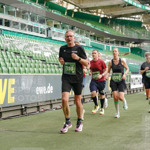 13.09.2026 - 21. swb-Marathon Bremen Michael Burmester http://msf.ph/oto/10457826 13.09.2026 12:54:05 Laufen im Stadion 102, 145, 161, 189, 201, 313, 376, 385, 461, 472, 481, 541, 560, 615, 616, 666, 675, 696, 740, 755, 816, 827, 982, 985, 987, 1053, 1056, 1076, 1207, 1297, 1419, 1433, 1445, 1468, 1528, 1542, 1551, 1631, 1658, 1664, 1704, 1707, 1814, 2043, 2055, 2280, 2350, 2362, 2390, 2401, 2422, 2454, 2474, 2499, 2623, 2701, 2733, 2801, 2820, 2824, 2858, 2870, 2882, 2913, 2922, 2962, 2971, 2997, 3012, 3054, 3134, 3206, 3236, 3241, 3356, 3357, 3362, 3413, 4605 meine-sportfotos.de